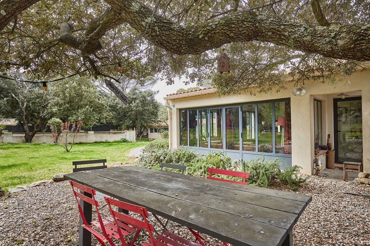 Propriété équestre avec maison rénovée, dépendance et b