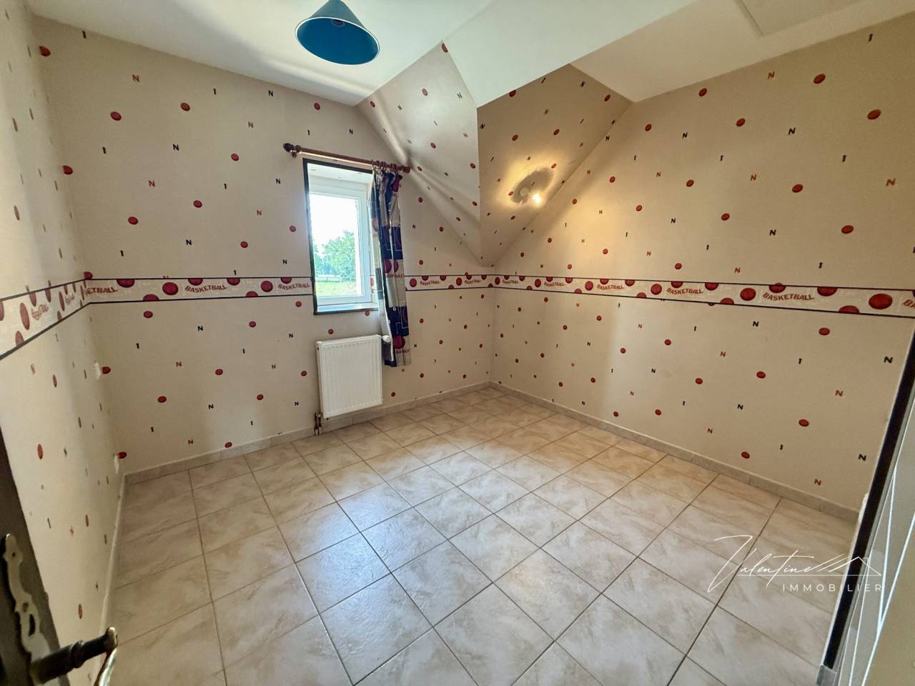 MÉZIDON VALLÉE D'AUGE - HARAS DE 10 HA EN PARFAIT ÉTAT