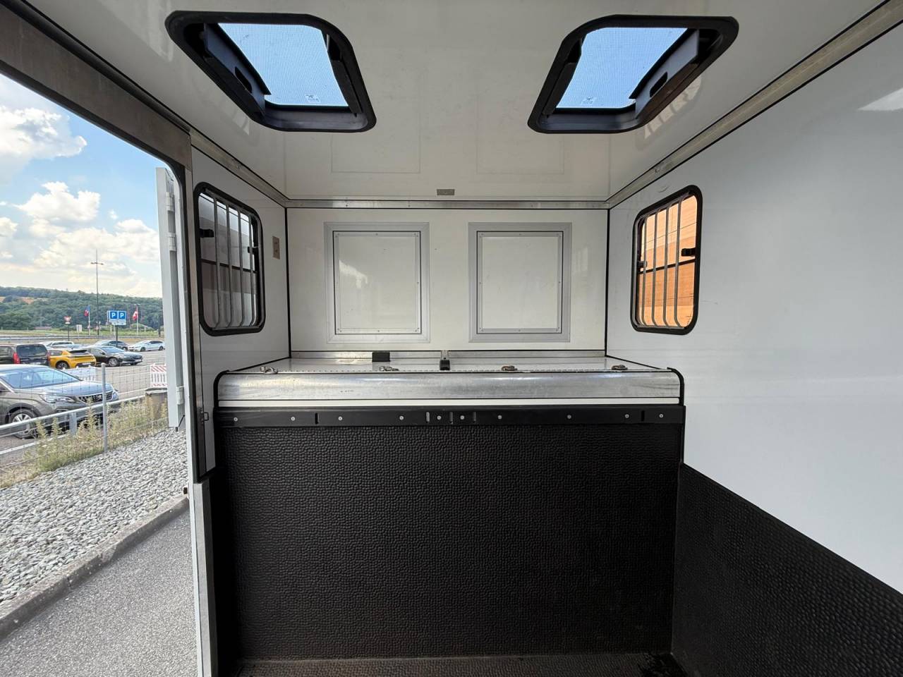 VL CAVALCAR 180 CH BOITE AUTOMATIQUE / VENDU