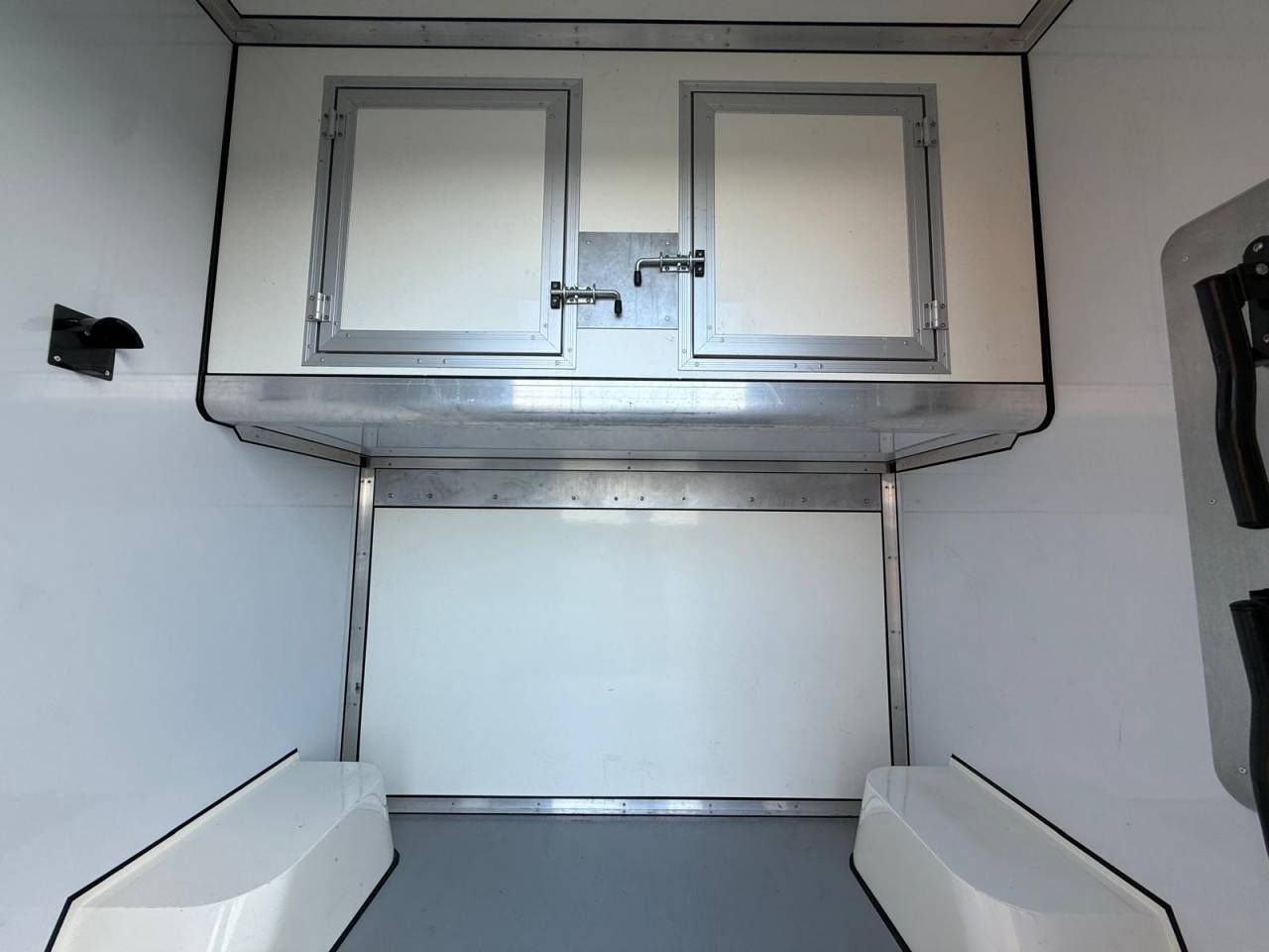 VL CAVALCAR 180 CH BOITE AUTOMATIQUE / VENDU