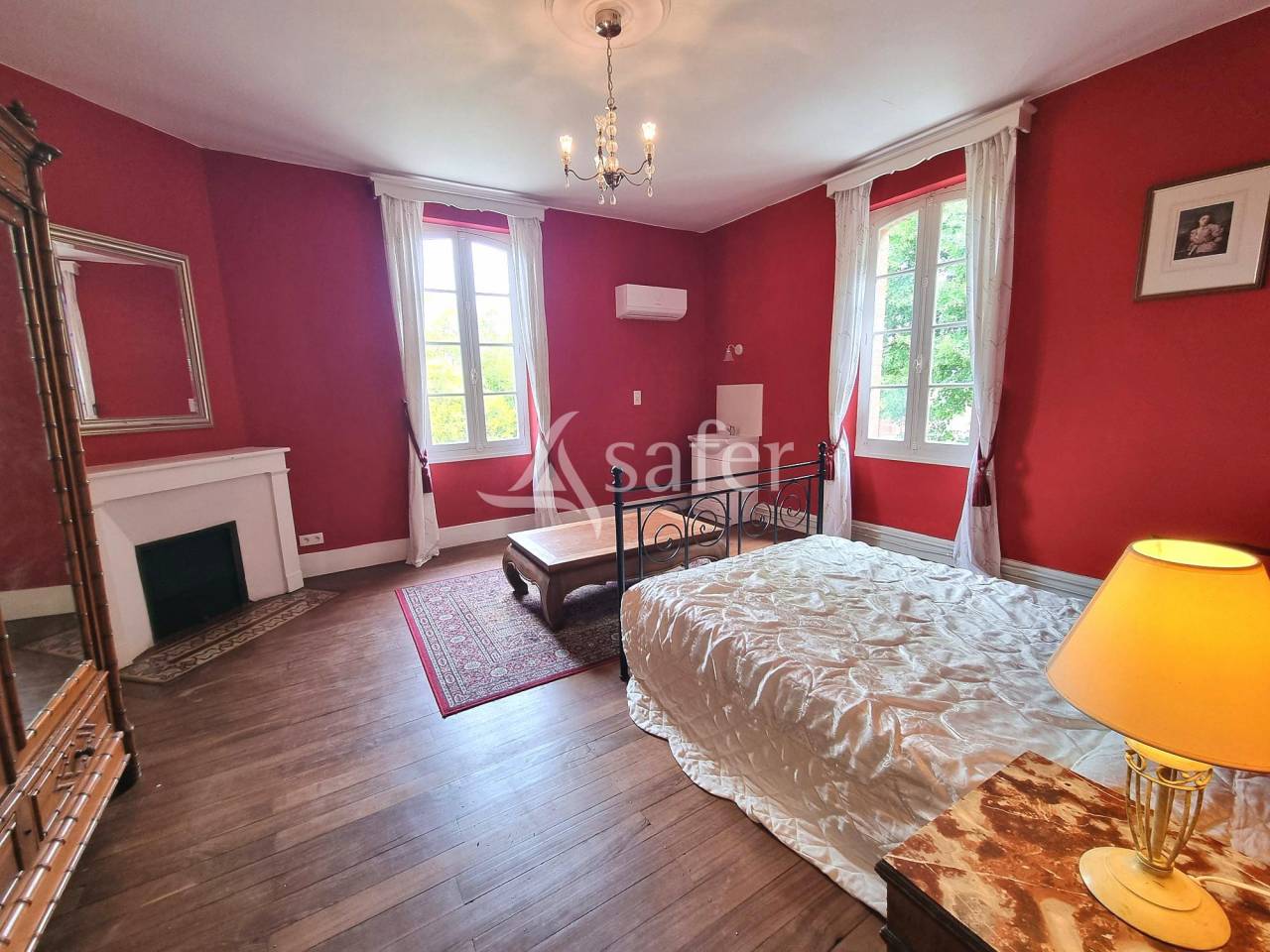 Proche de Montauban Domaine de caract&egrave;re 506 m&sup2; &agrave; vocation to