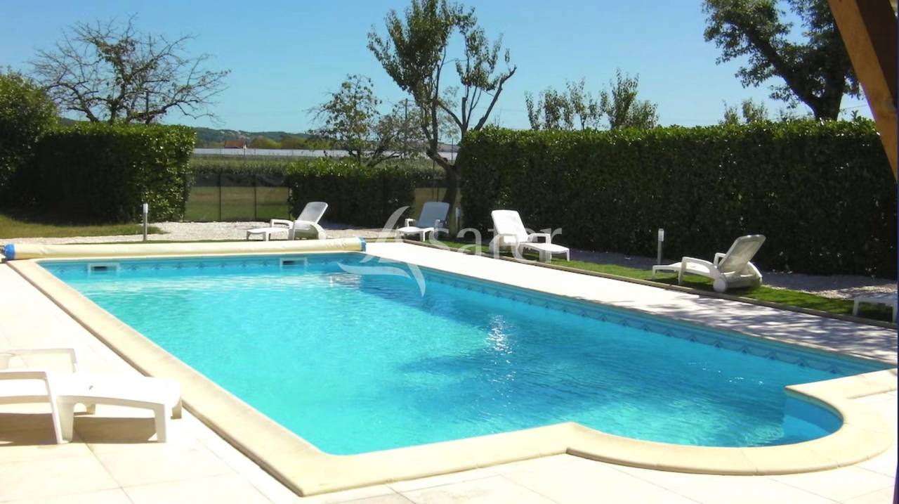 Proche de Montauban Domaine de caract&egrave;re 506 m&sup2; &agrave; vocation to