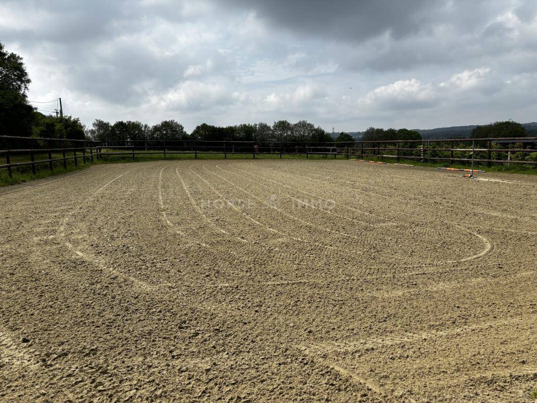 Propriété d'exception pour passionnés de chevaux à proximi