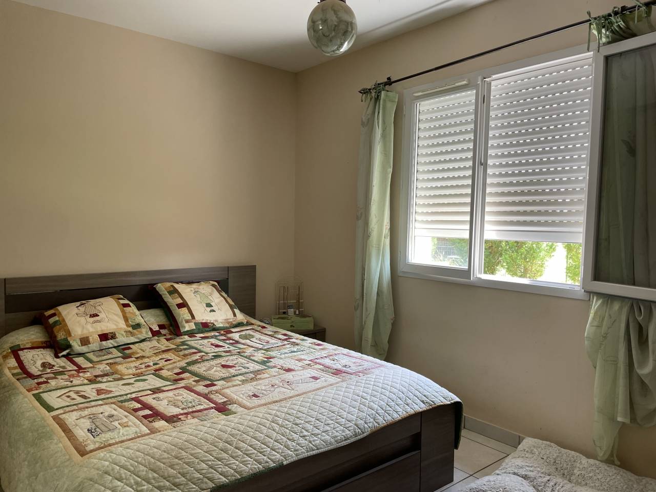 ETABLISSEMENT EQUESTRE EN ACTIVITE - AUX PORTES DE LYON