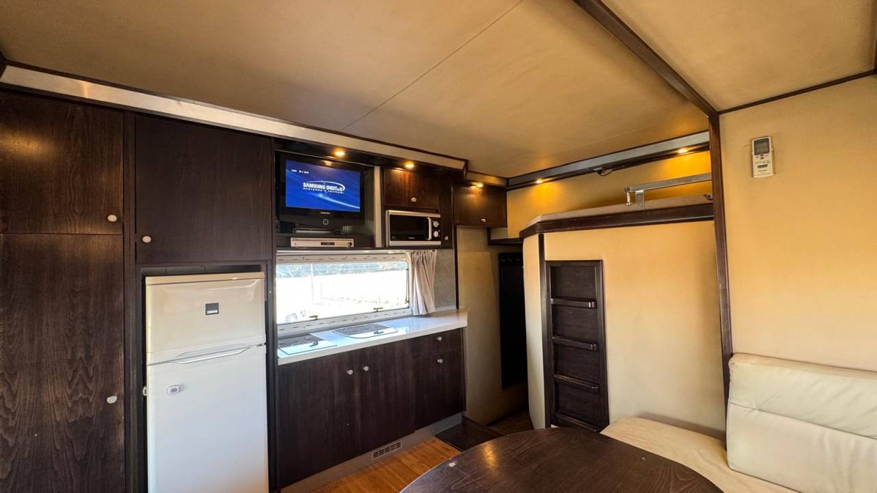 STX 6 chevaux avec pop out - VENDU