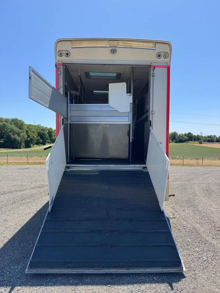 STX 6 chevaux avec pop out - VENDU