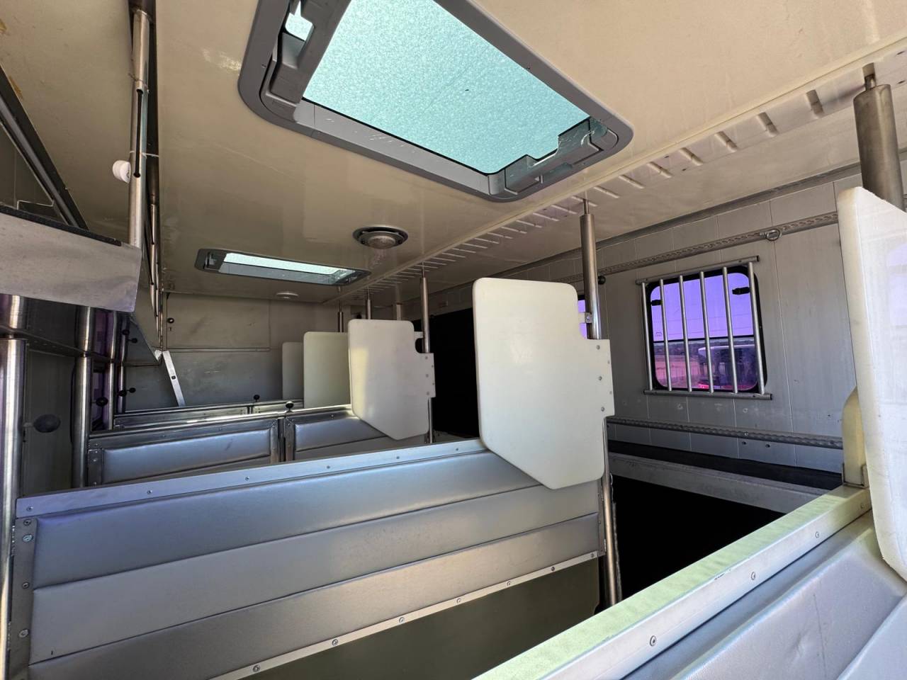 STX 6 chevaux avec pop out - VENDU