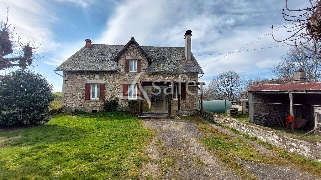 Propriété bâtie d'environ 22 ha pouvant convenir à divers pr