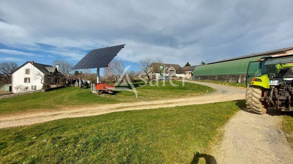 Propriété bâtie d'environ 22 ha pouvant convenir à divers pr