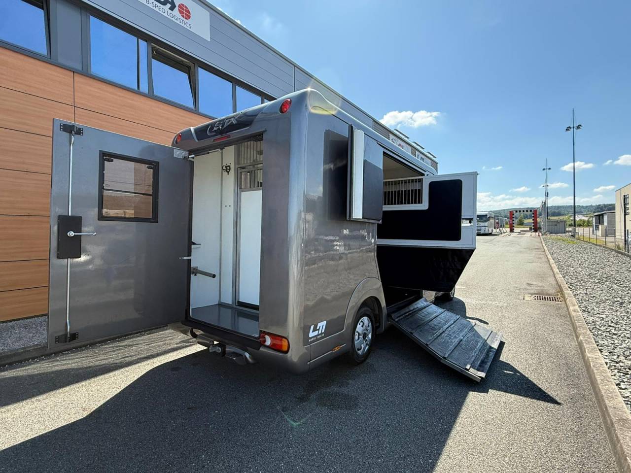 VL STX RENAULT MASTER STX STALLE 5 165CH / VENDU