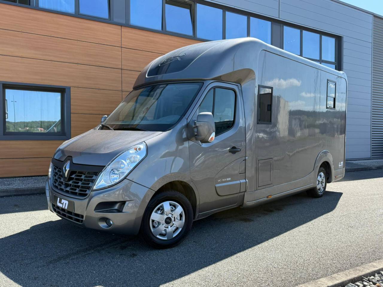 VL STX RENAULT MASTER STX STALLE 5 165CH / VENDU