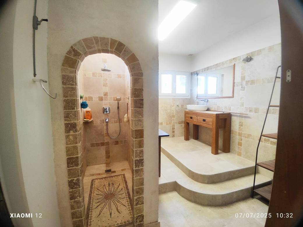 30 - BEAUCAIRE  BELLE  PROPRIETE EQUESTRE - 290 m² - 