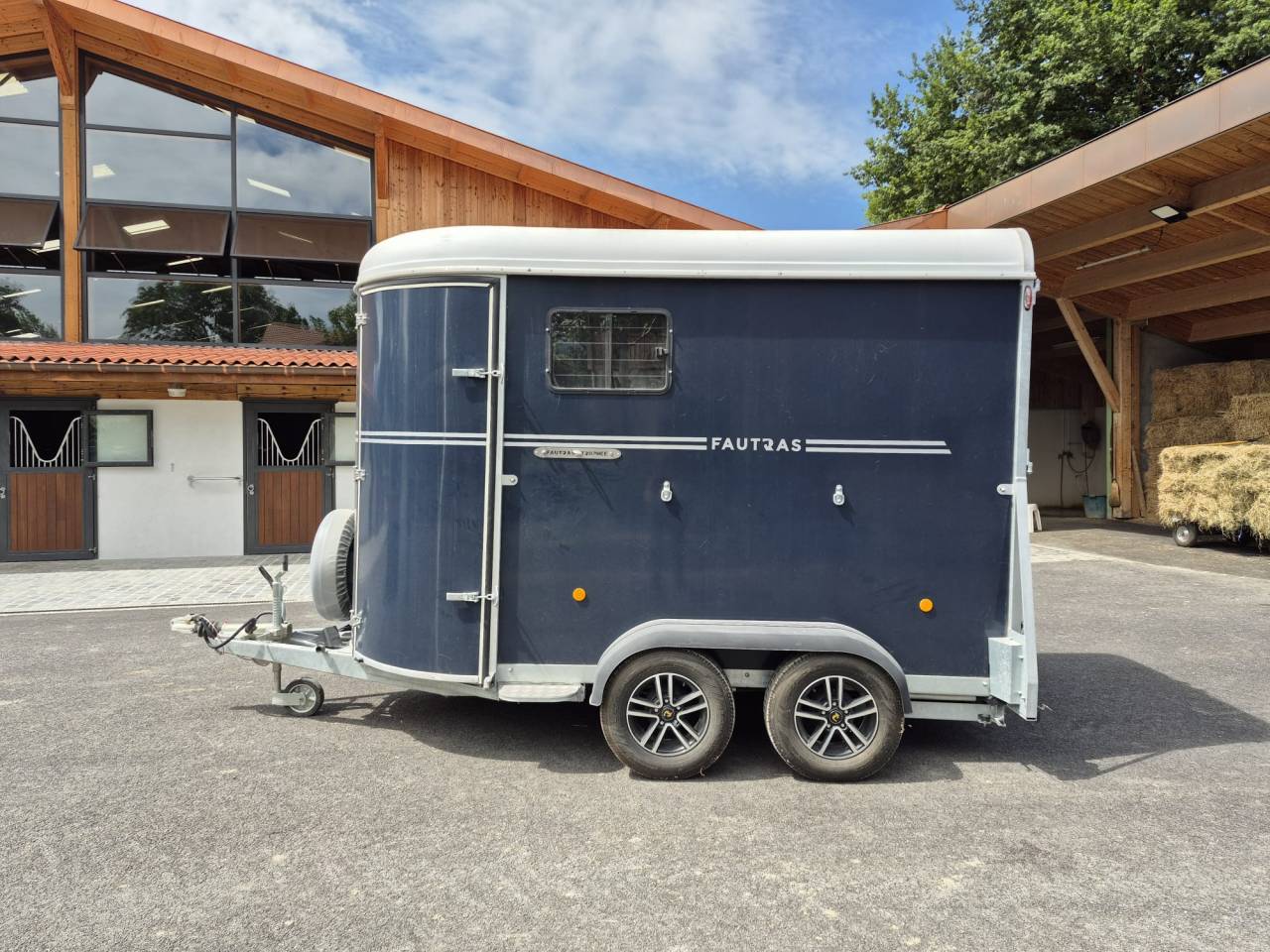 Van Fautras Oblic Trophé model haras stalle