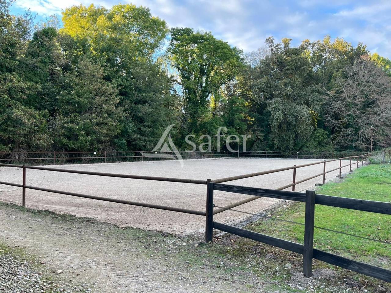 Propriété équestre proche Paris - 9ha