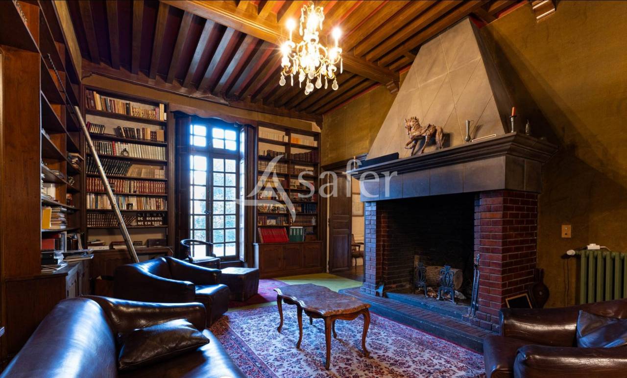 Propriété de prestige et dépendances RIOM