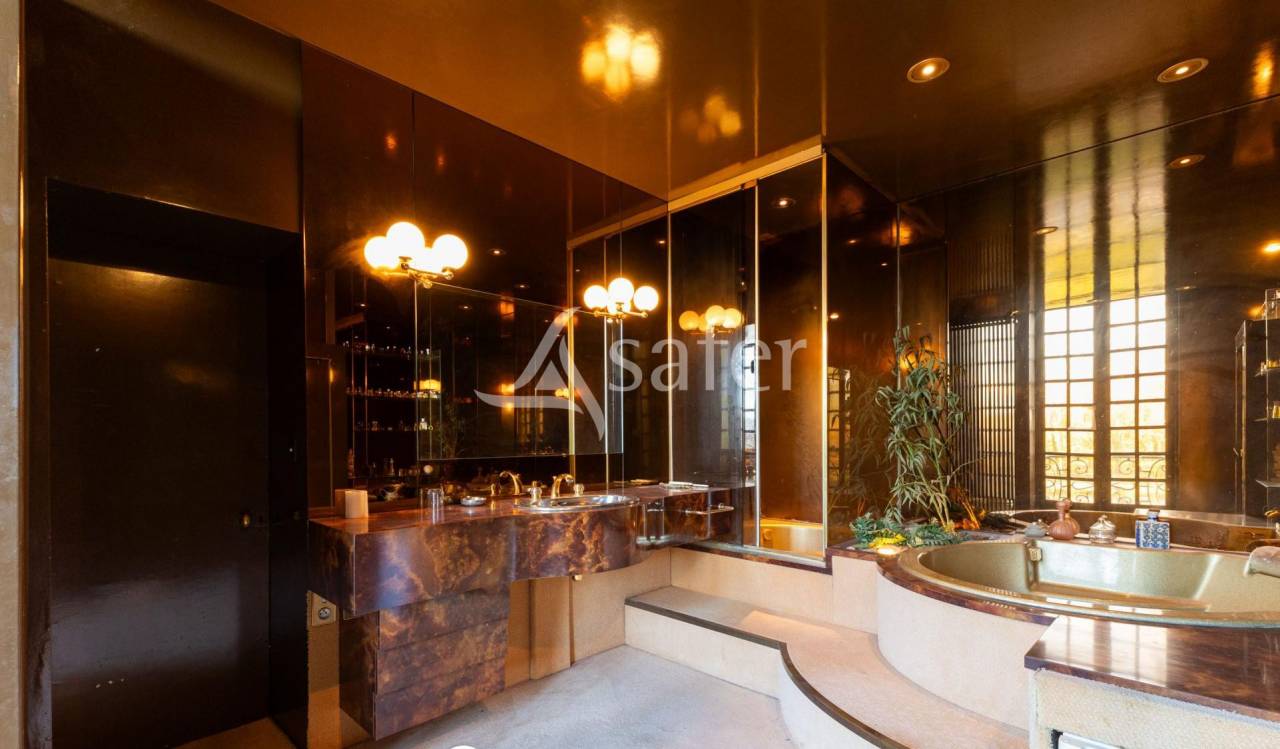 Propriété de prestige et dépendances RIOM