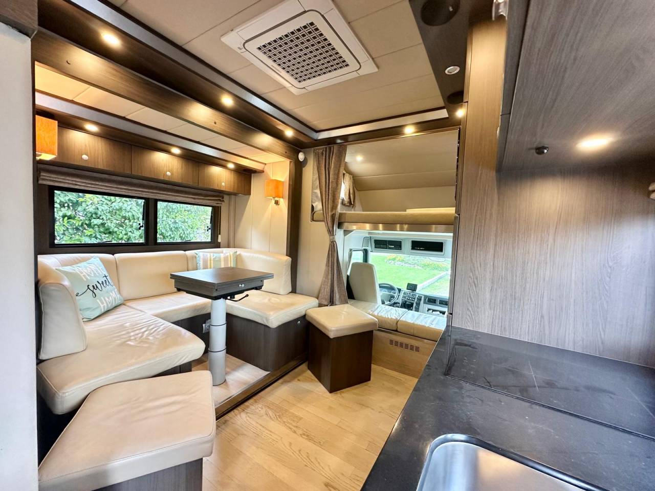 Volvo FL16.28/2011/136000km/pop out/195000 ttc