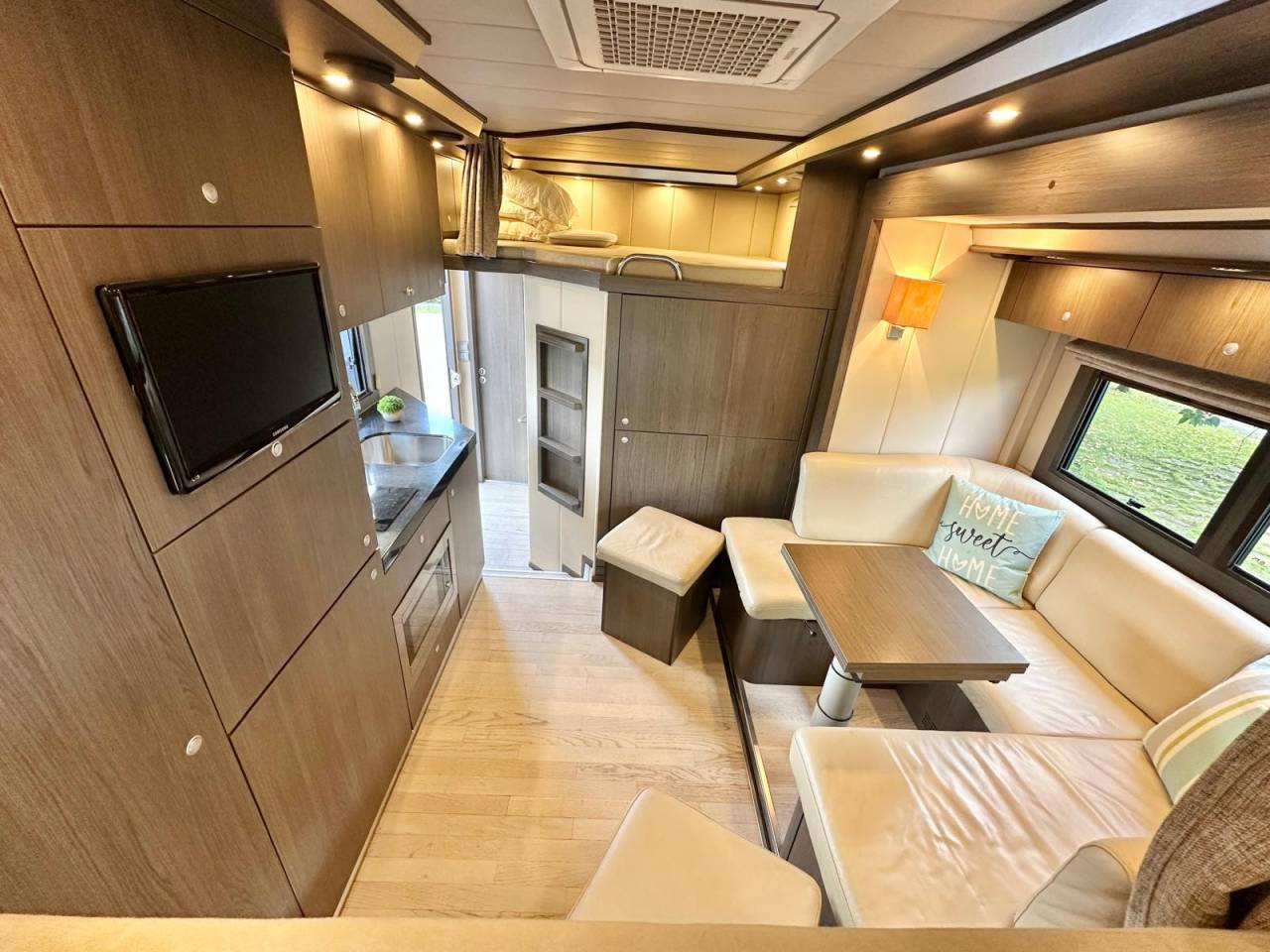 Volvo FL16.28/2011/136000km/pop out/195000 ttc