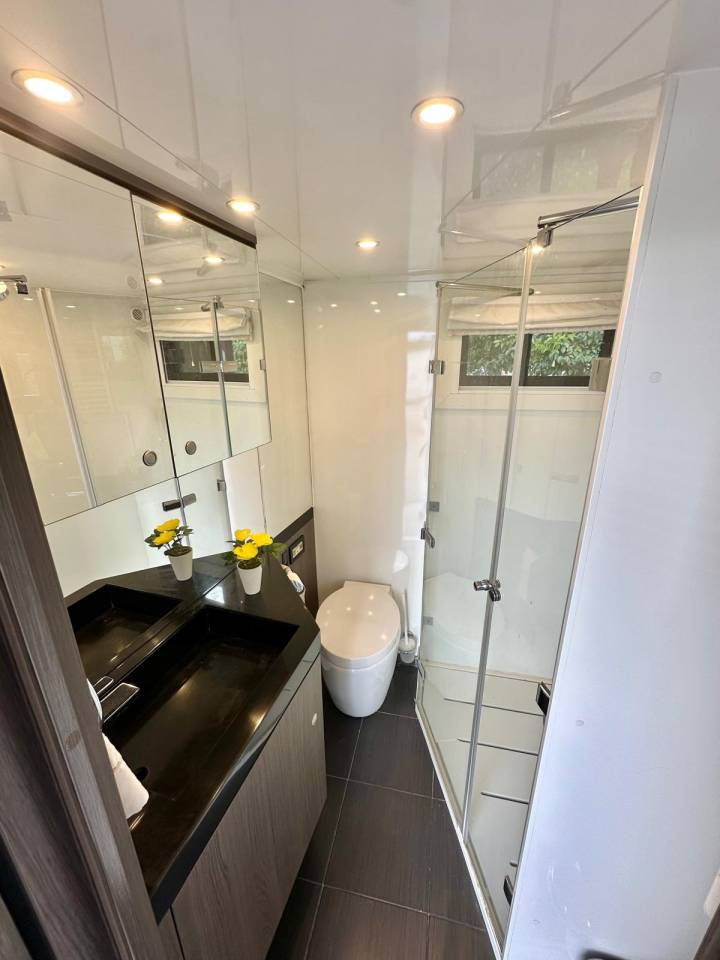 Volvo FL16.28/2011/136000km/pop out/195000 ttc