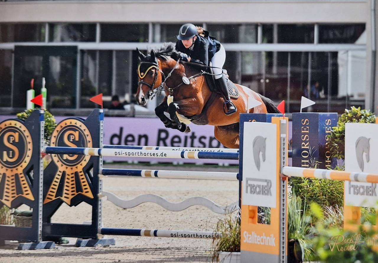 TOP Jument cso Children / amateur Elite