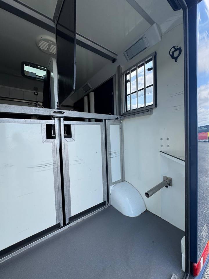 STX Renault Master BA 150 Dci - VENDU