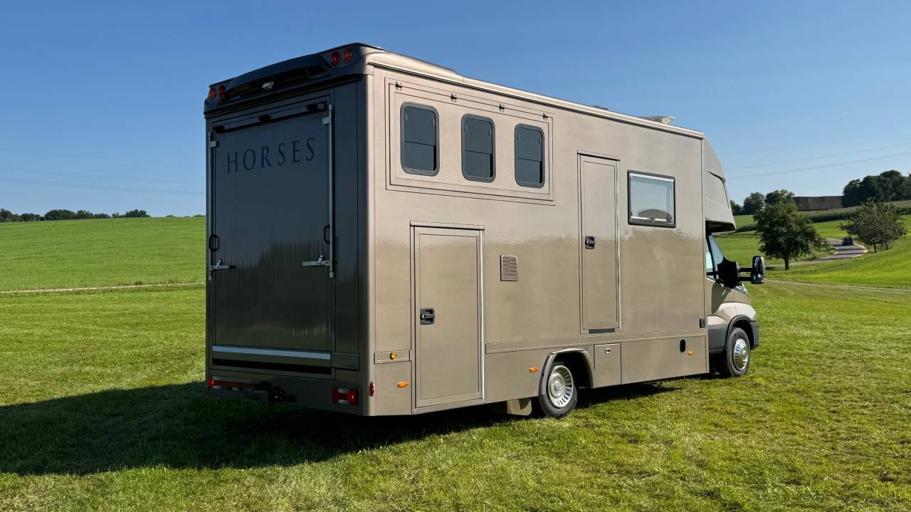 IVECO DAILY 70C18 POP OUT