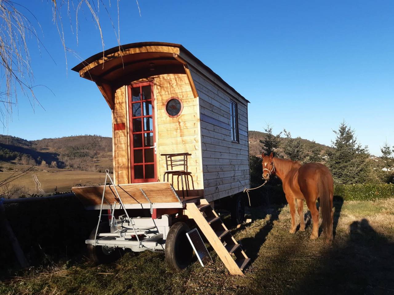 Etape cavali&egrave;re en Ard&egrave;che verte 