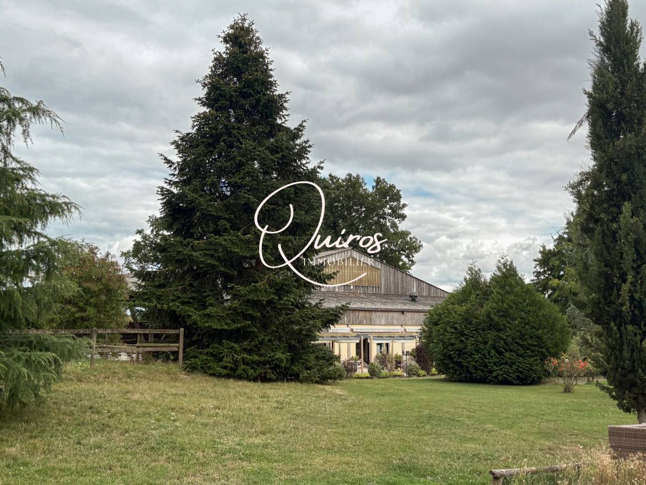 Propriété fonctionelle - 6 hectares - Evreux