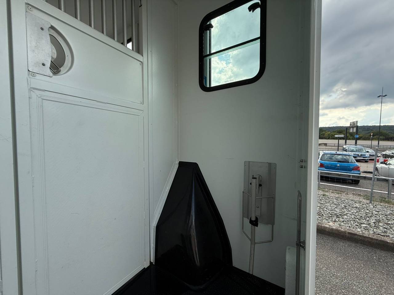 VL PEUGEOT BOXER 150CH STALLE THEAULT 3P - VENDU