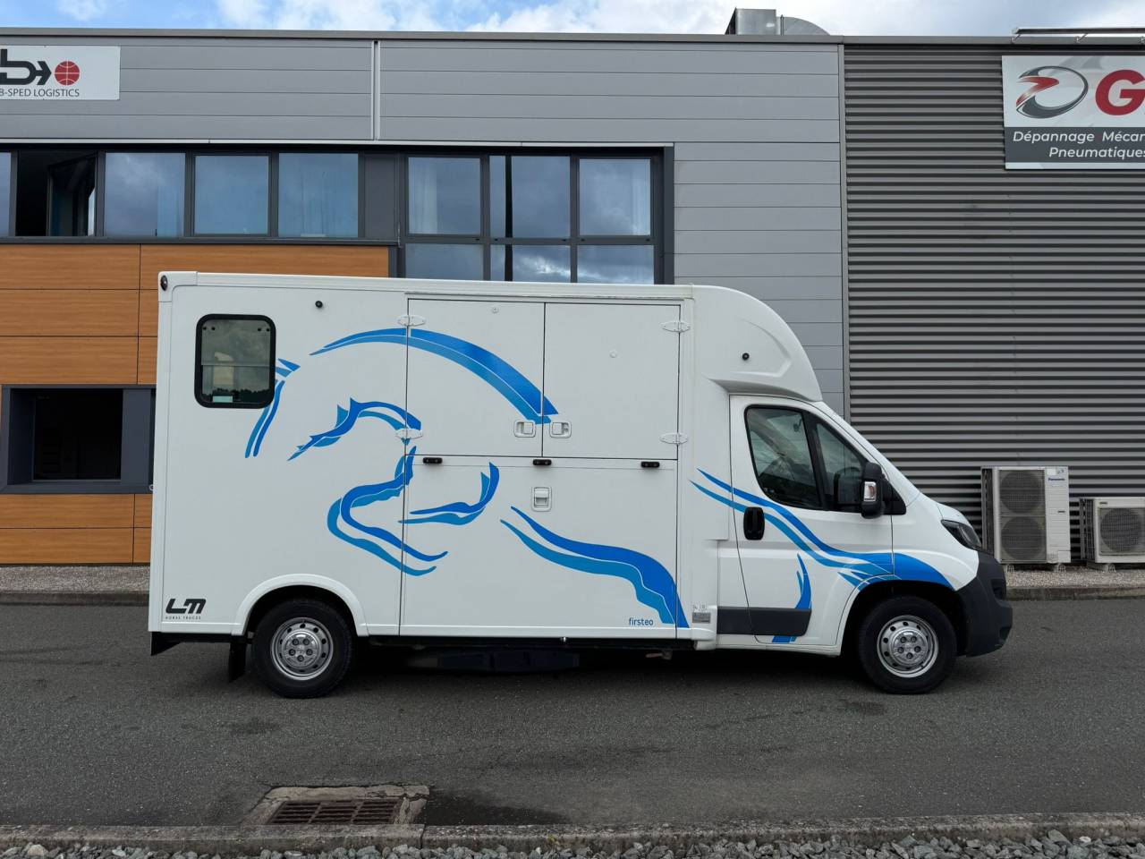 VL PEUGEOT BOXER 150CH STALLE THEAULT 3P - VENDU