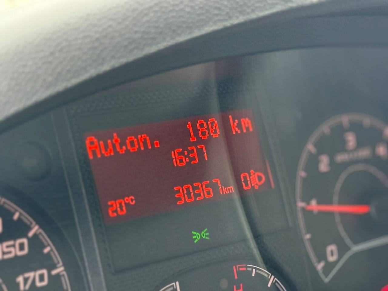 VL PEUGEOT BOXER 150CH STALLE THEAULT 3P - VENDU