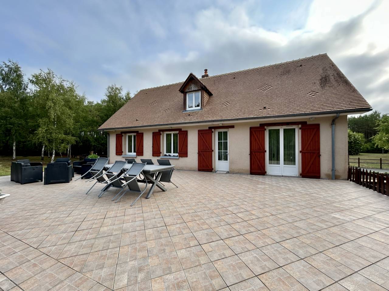 Propriété de campagne avec 2,9 ha de terrain