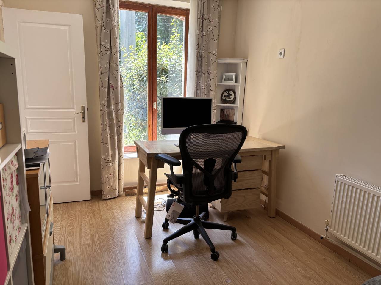 Fermette avec 2 gites, 2.2 ha, 53160 proche Mayenne