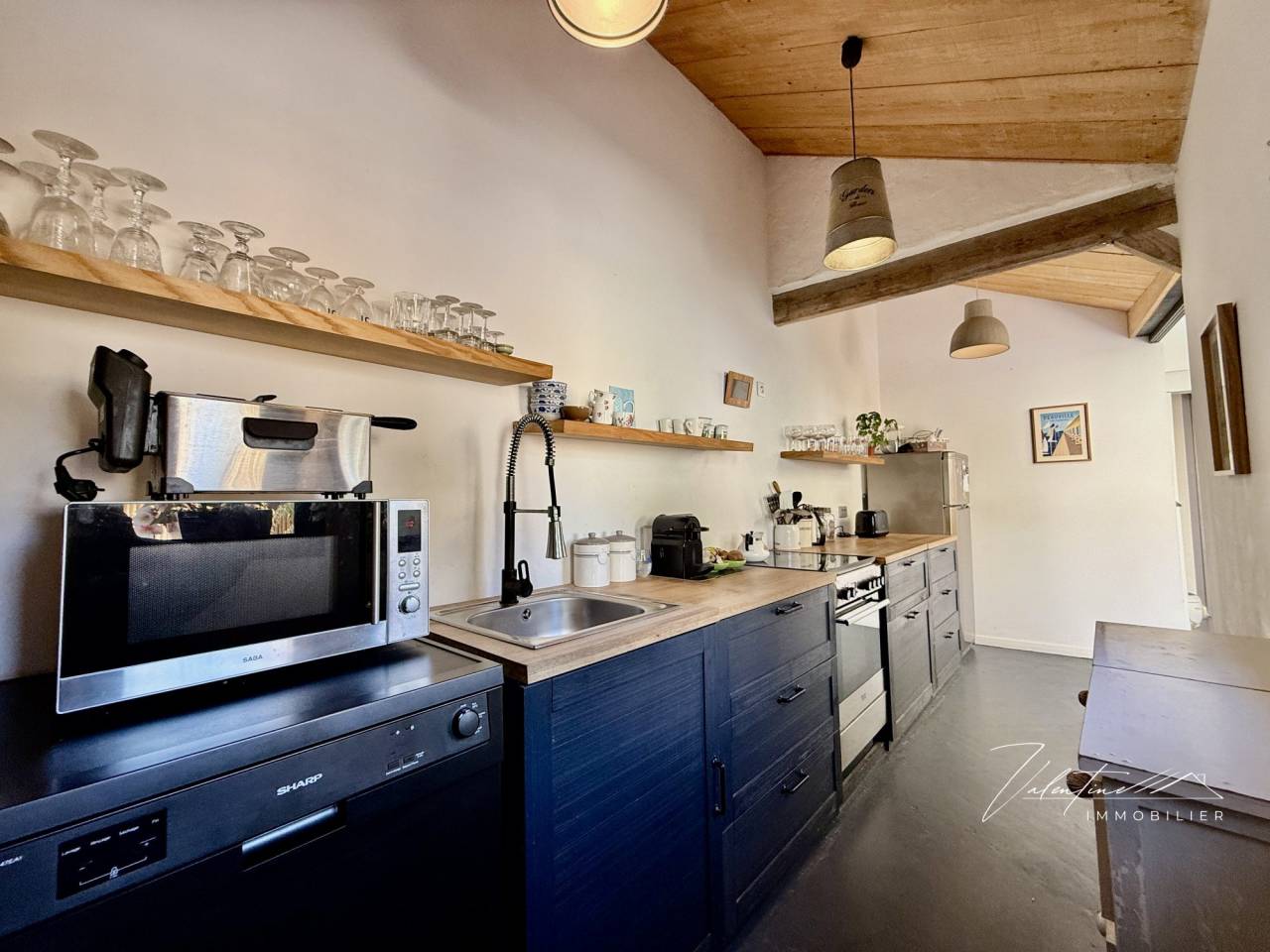 AVENUE DE LA MER - MAISON AU CALME AVEC JARDIN