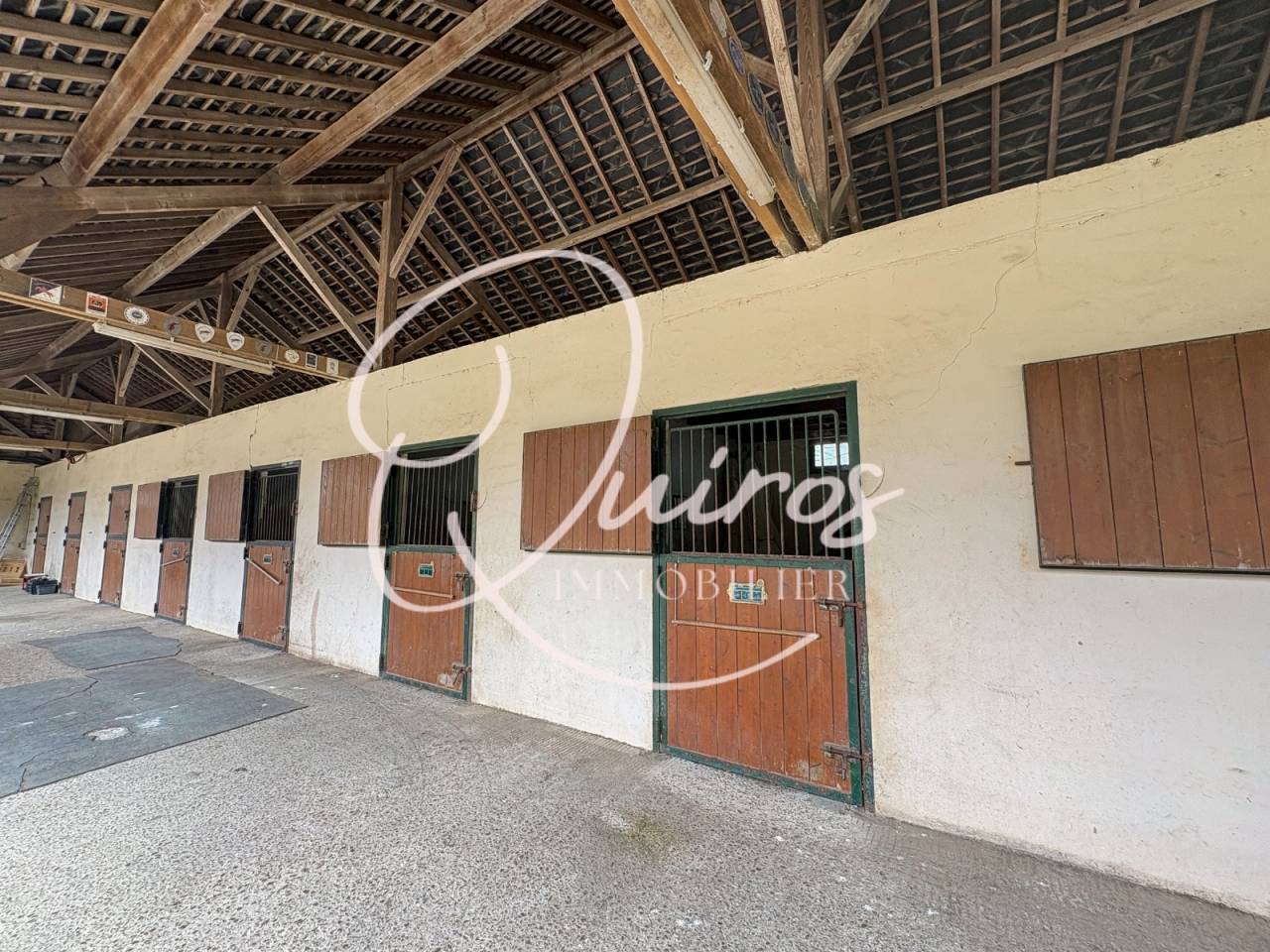  Propriété fonctionelle - 6 hectares - Evreux