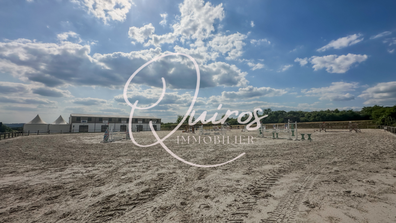 Domaine équestre fonctionnel au cœur des Yvelines