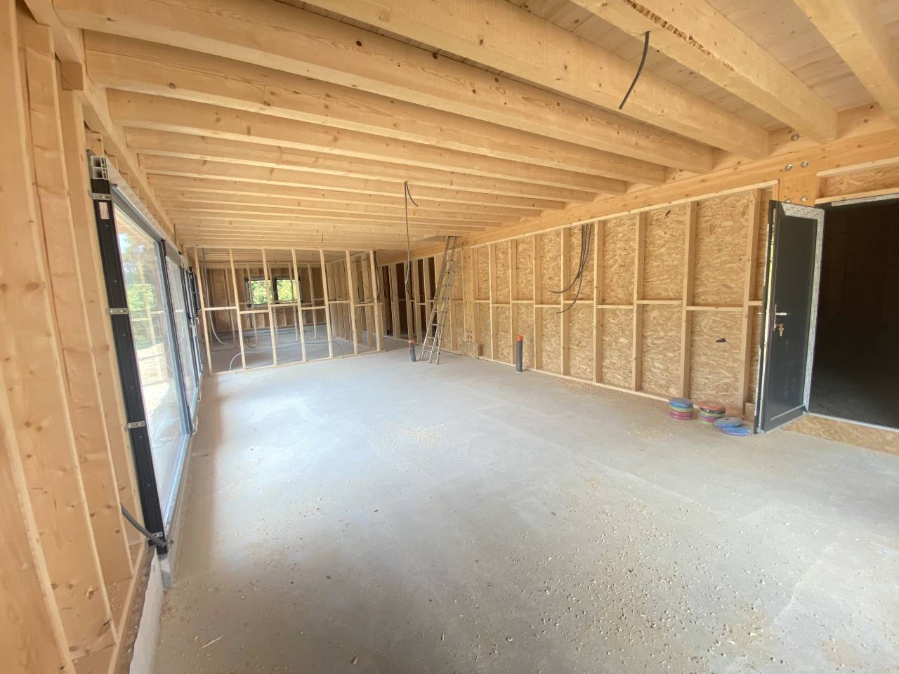 HARAS sur 26,8 HA proche Jura Suisse 