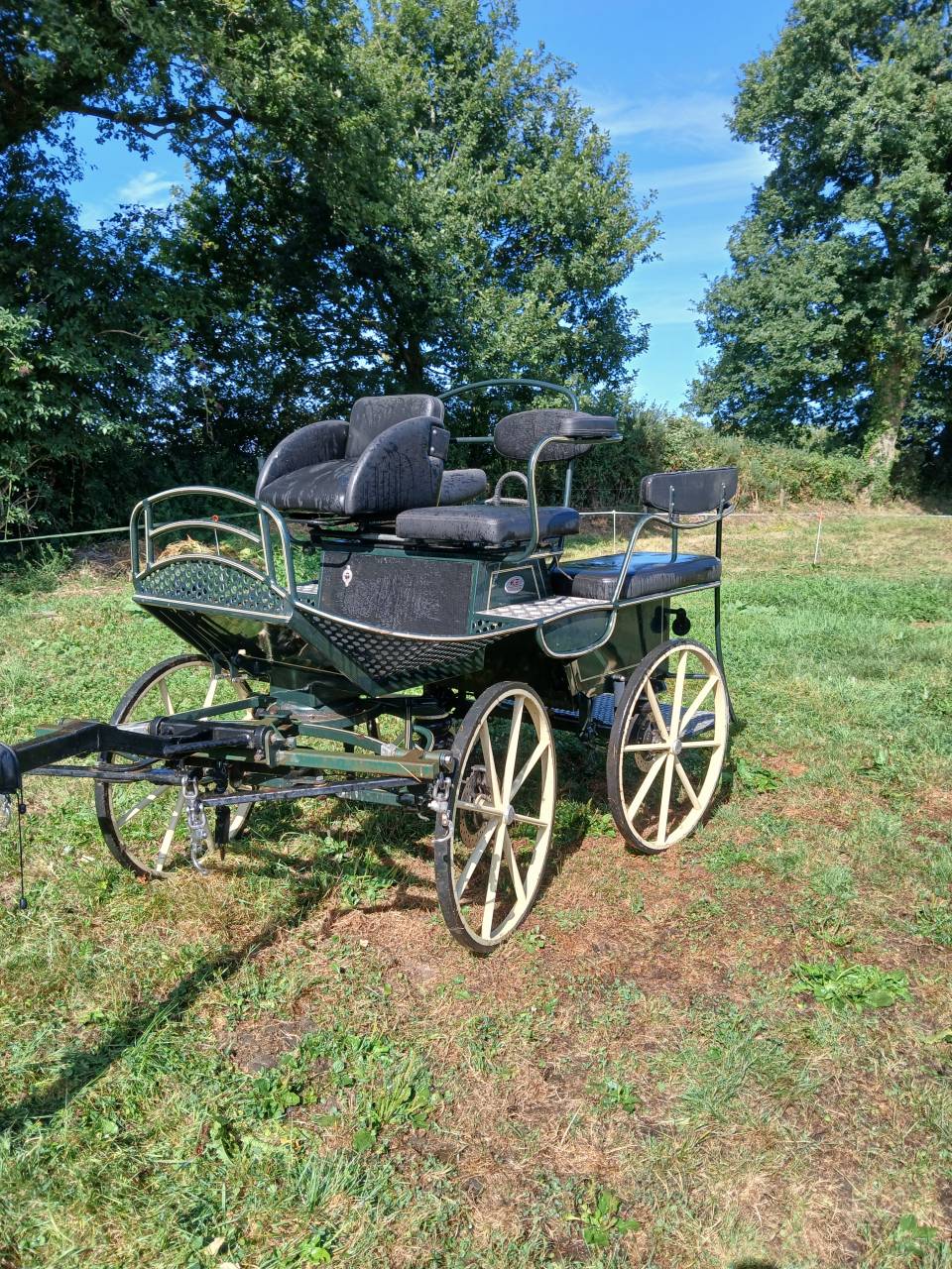 Voiture attelage 4 roues Loisirs