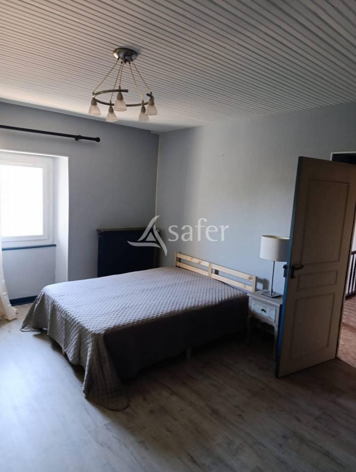 Domaine d'exception : 2 maisons d'habitations avec dépendances