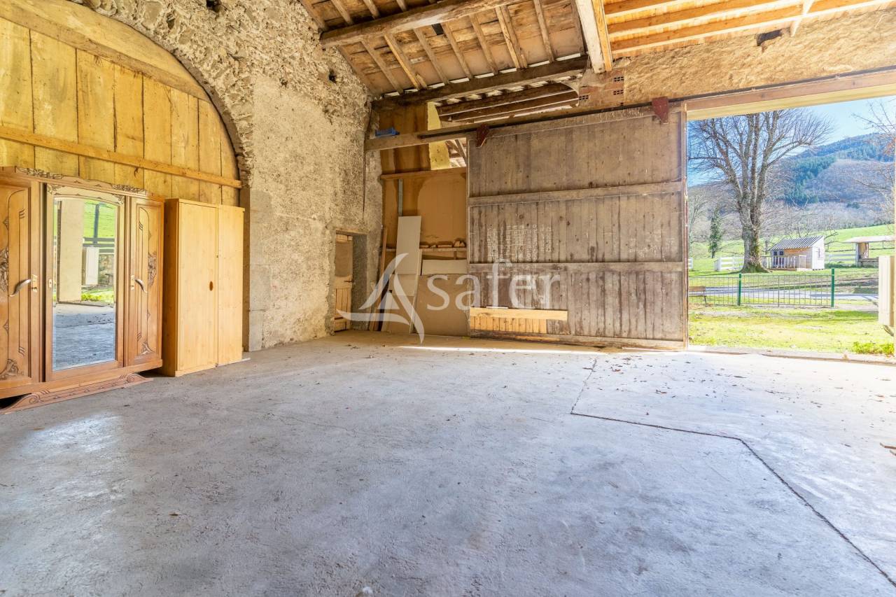 Domaine d'exception : 2 maisons d'habitations avec dépendances