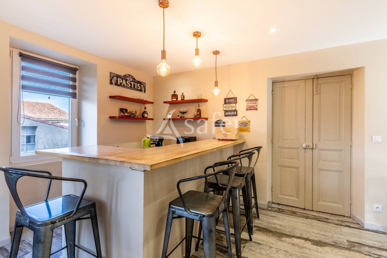 Domaine d'exception : 2 maisons d'habitations avec d&eacute;pendances