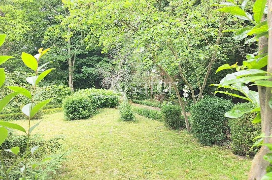 Domaine d'exception : 2 maisons d'habitations avec d&eacute;pendances