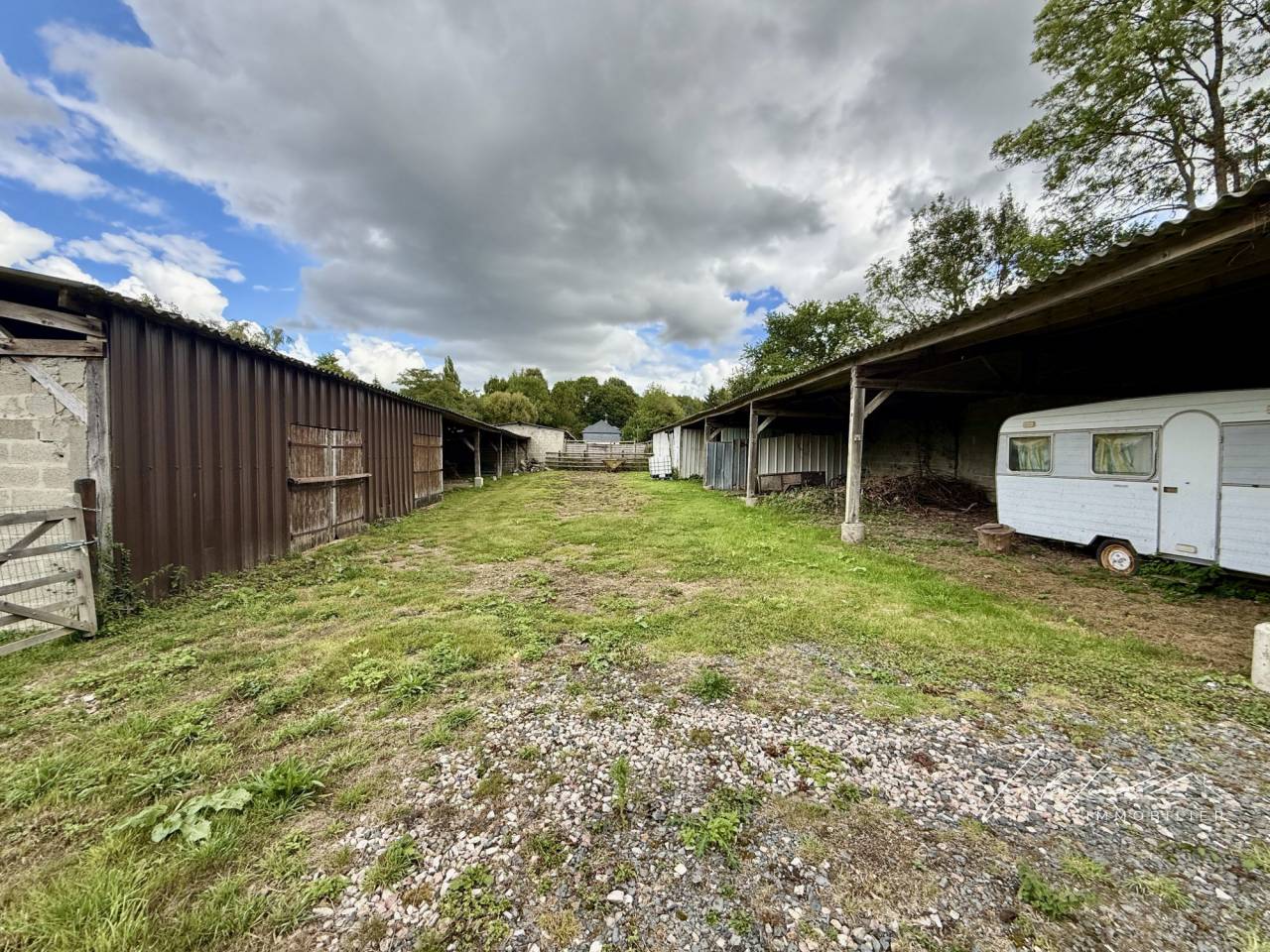 CHARMANTE MAISON EN COLOMBAGES PR&Egrave;S DE PONT-L'&Eacute;V&Ecirc;QUE