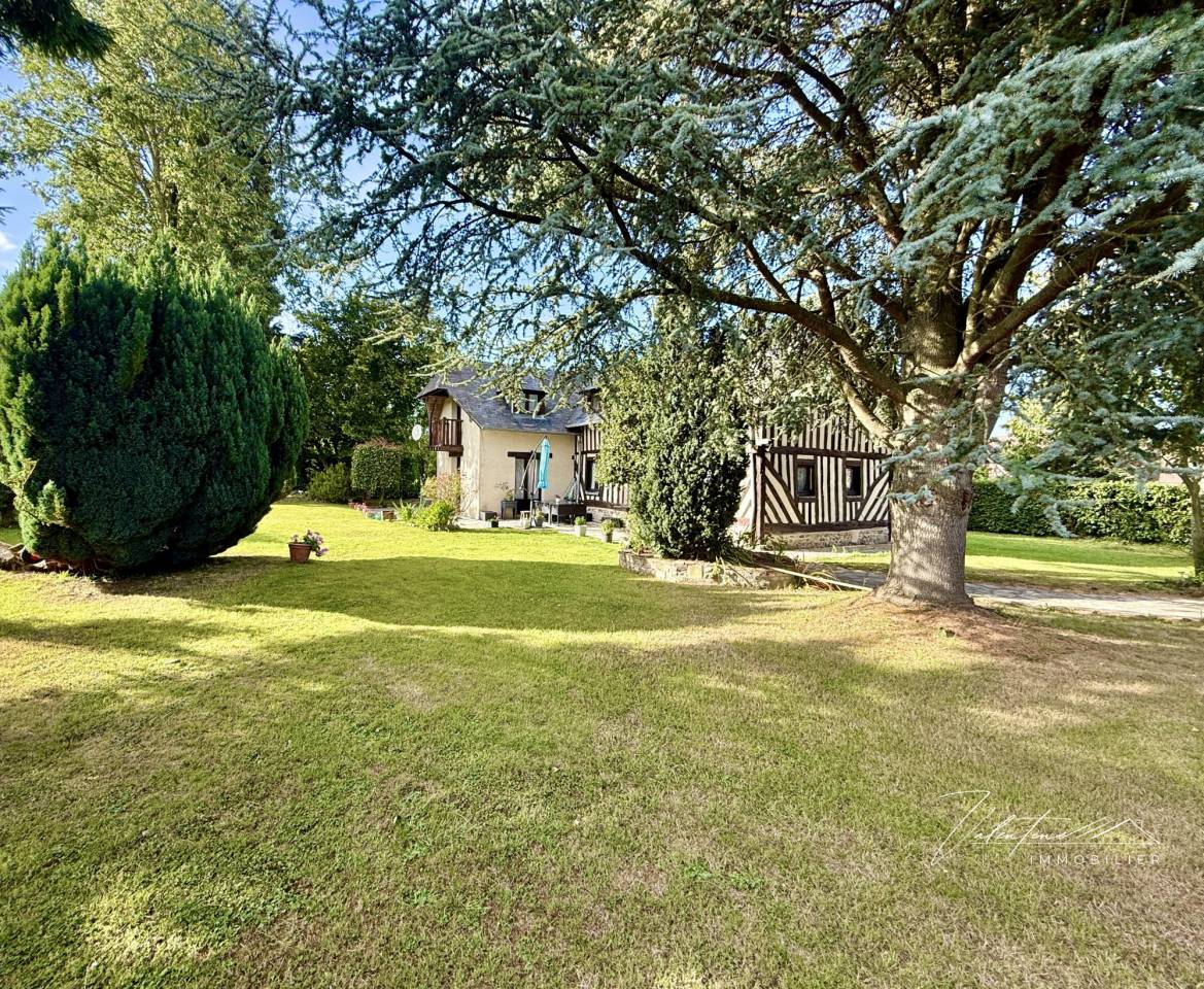 JOLIE MAISON SUR SON PARC ARBORÉ