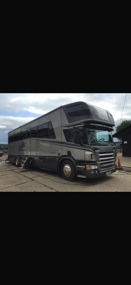 Camion VL Chevaux Oakley Scania 340 2006 Occasion