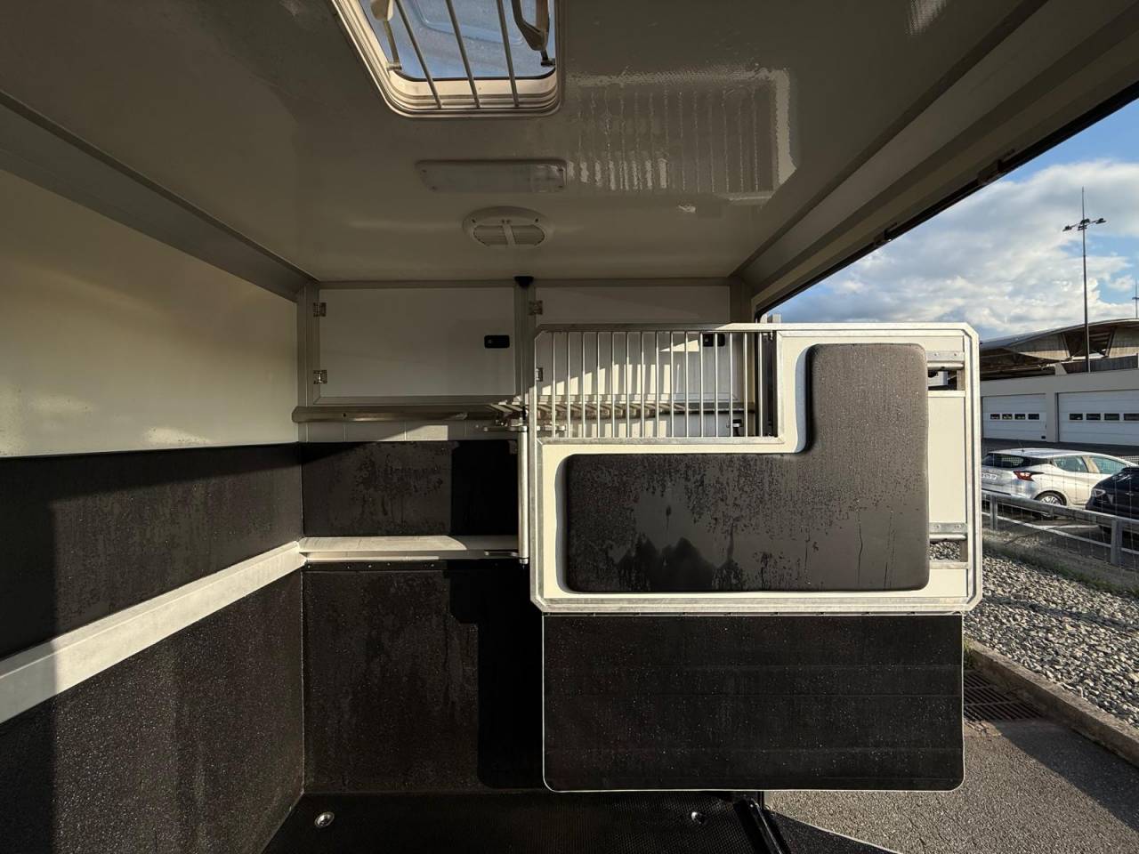 VL STX STALLE 3P 165CH SELLERIE XL- VENDU