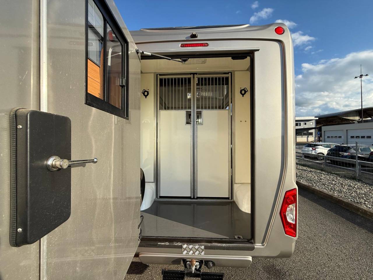 VL STX STALLE 3P 165CH SELLERIE XL- VENDU