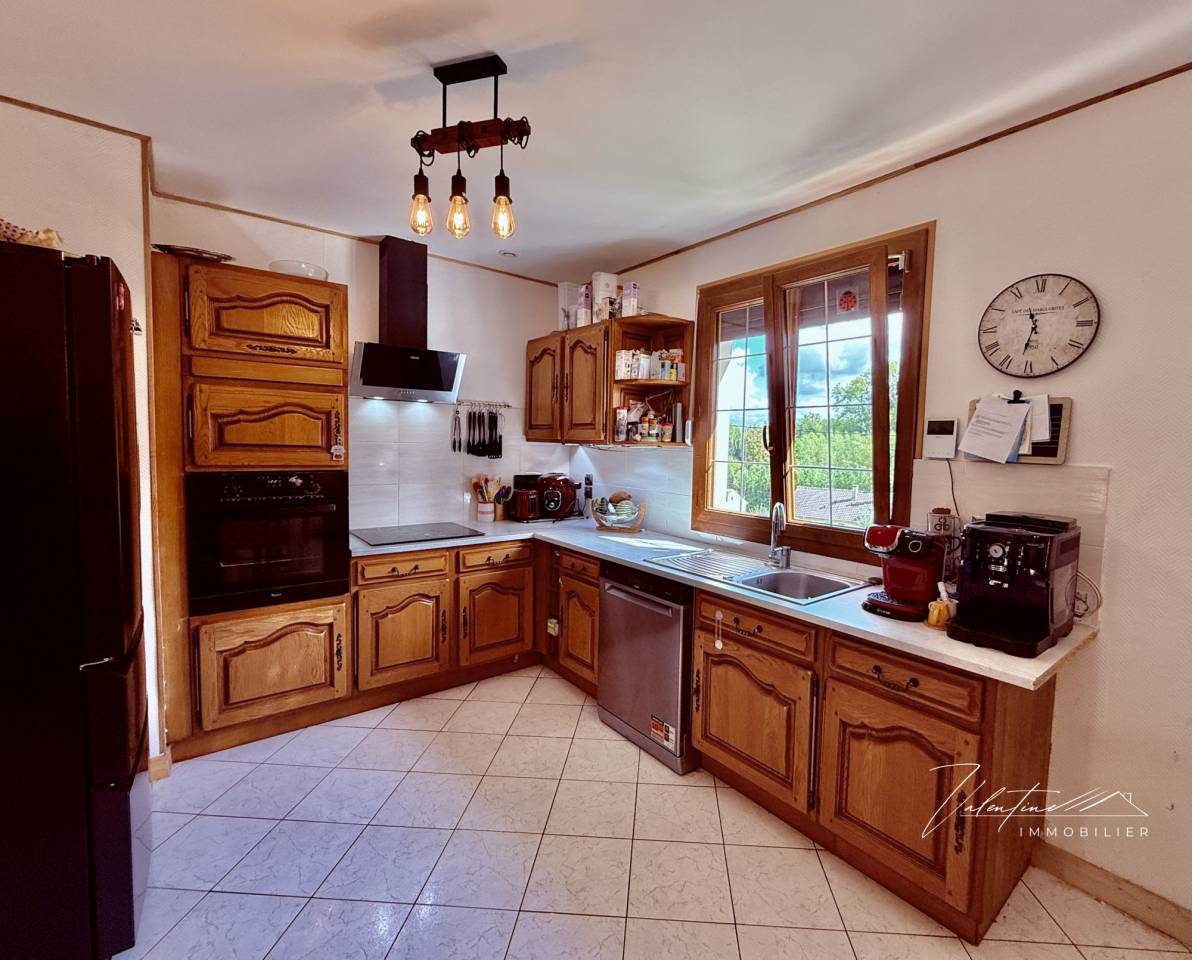 ENTRE PONT L'ÉVÊQUE & LISIEUX : JOLIE MAISON DE FAMILLE