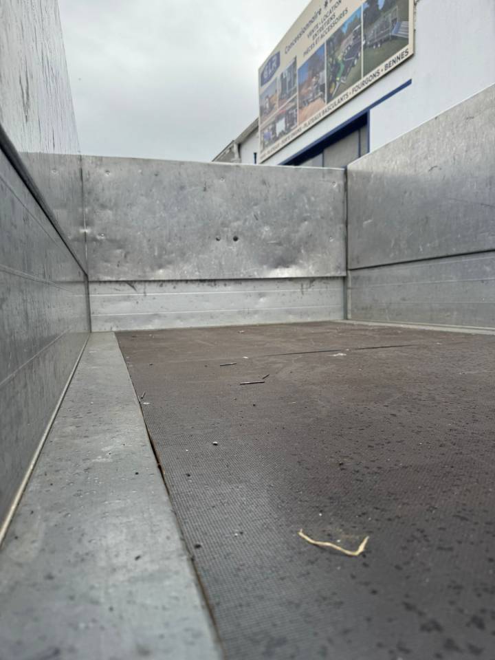 Remorque DEFICO &ndash;  250x150x92 &ndash; PTAC 975kg &ndash; Basculante