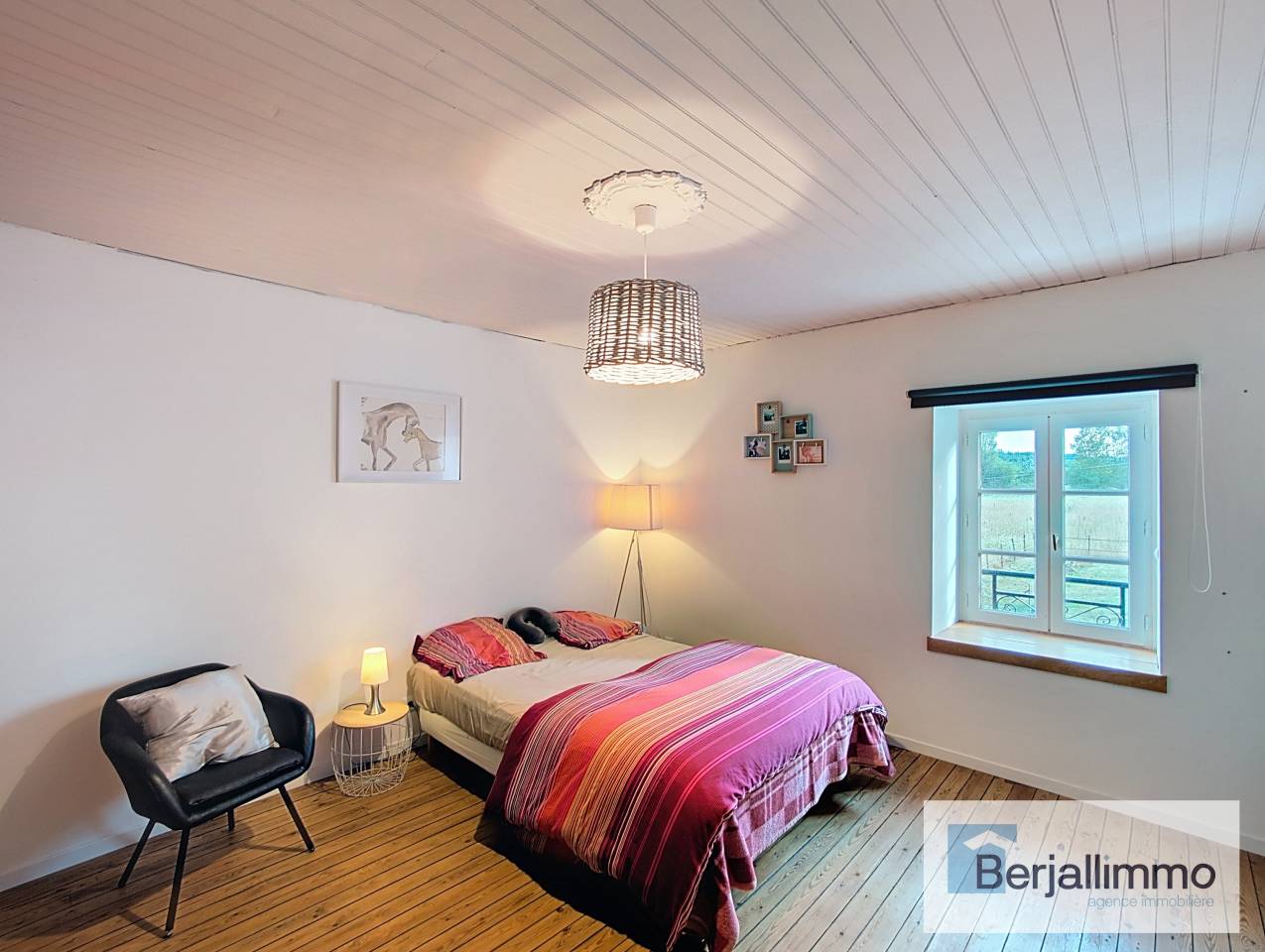 Maison 6 pieces 162m² sur 24 000 m²